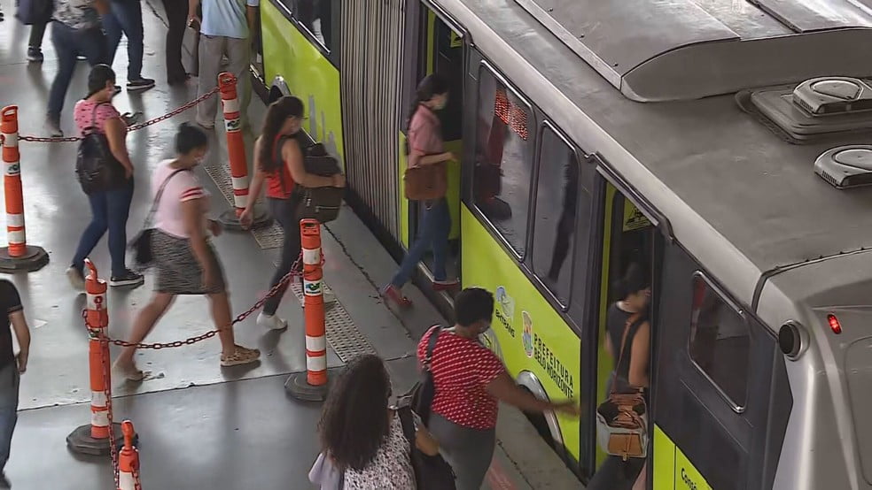 Passageiros de ônibus em Belo Horizonte cresce 83% desde início da pandemia