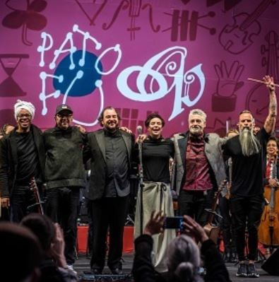 Pato Fu e Orquestra Ouro Preto em concerto gratuito na Praça da Liberdade