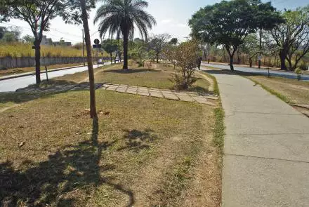 Parque Linear Avenida José Cândido da Silveira