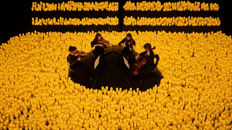 Candlelight gratuito ilumina a Praça da Liberdade em BH com clássicos do cinema