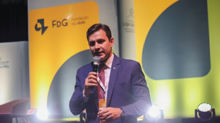 Marcelo Beltrão destaca em Belo Horizonte a experiência de Coruripe como modelo de transformação educacional