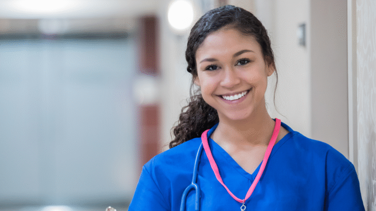 Seleção aberta para Técnicos de Enfermagem na Maternidade Odete Valadares em Belo Horizonte