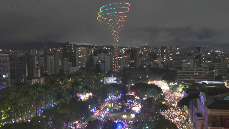 Virada na Praça da Liberdade terá show de drones e grandes atrações musicais