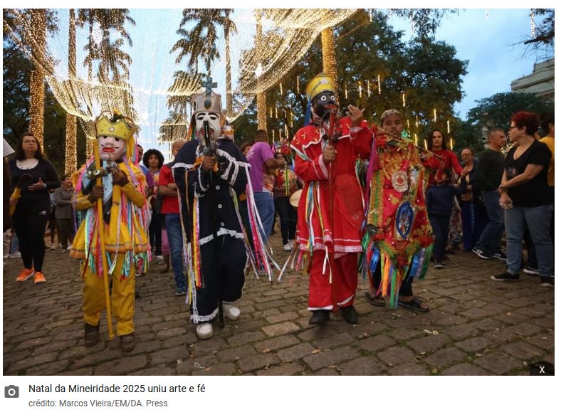 Folias de Reis celebram tradição e encerram o Natal da Mineiridade na Praça da Liberdade