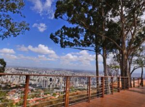 Praça do Papa ao Mirante do Mangabeiras - caminho a pé e dicas para a visita - www.pracadopapa.com.br
